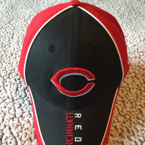 New Era Other - MLB Cincinnati Reds Hat/Cap